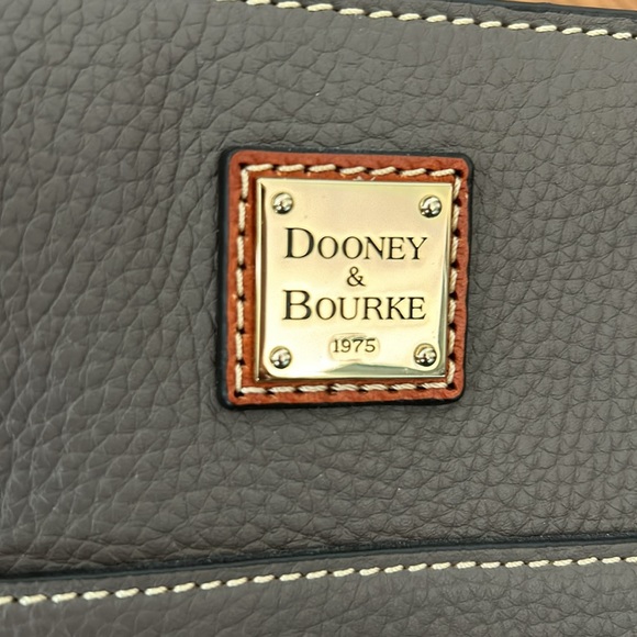 BRAND NEW Dooney & Bourke Pebble Grain Small Lexington Bag! - Picture 6 of 6